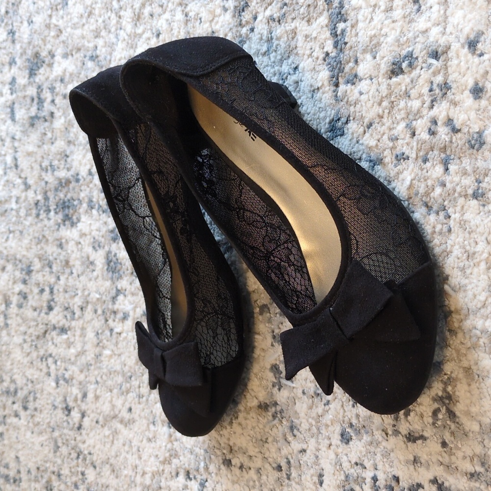 Girls Black Dress Shoes - Picture 4 of 8